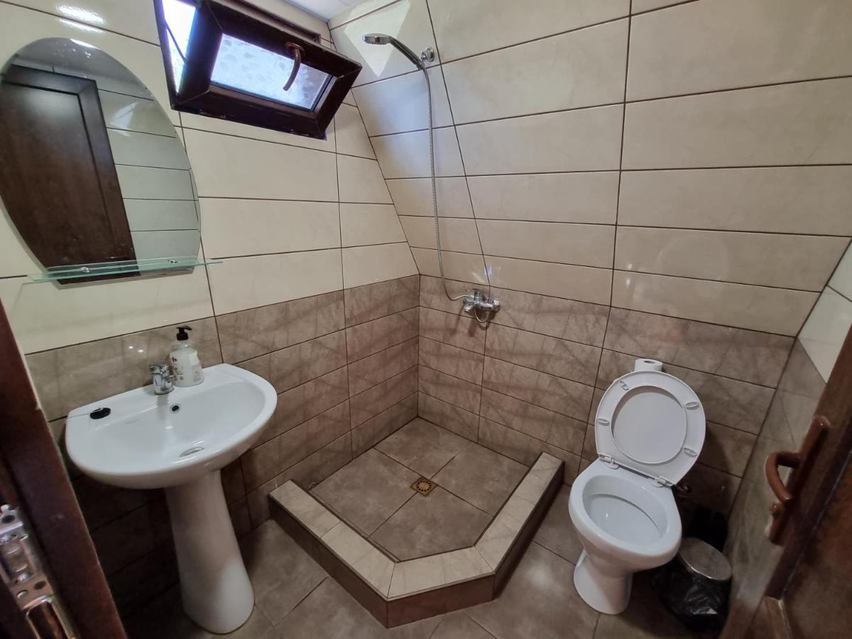 Cottage In Udabno Екстериор снимка